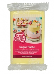 Potahovací a modelovací hmota - Žlutá pastelová 250 g (Pastel Yellow) /Fun Cakes - DOPRODEJ