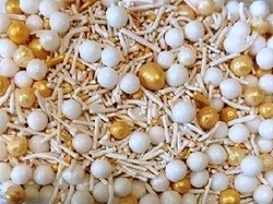 Cukrová dekorace - Bílo - zlatý mix (kuličky, rýže, máček)